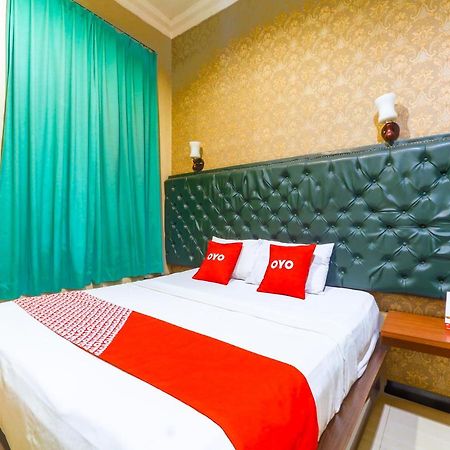 Oyo 90788 Nillo Hotel Kebumen Eksteriør billede