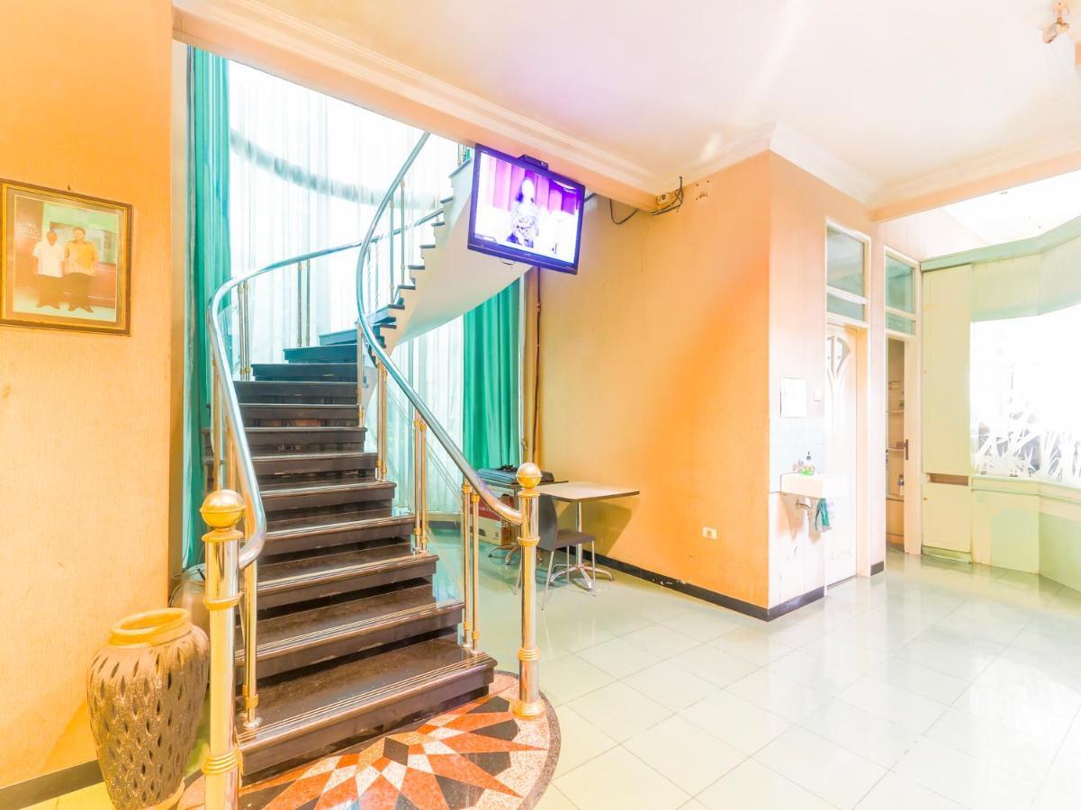 Oyo 90788 Nillo Hotel Kebumen Eksteriør billede