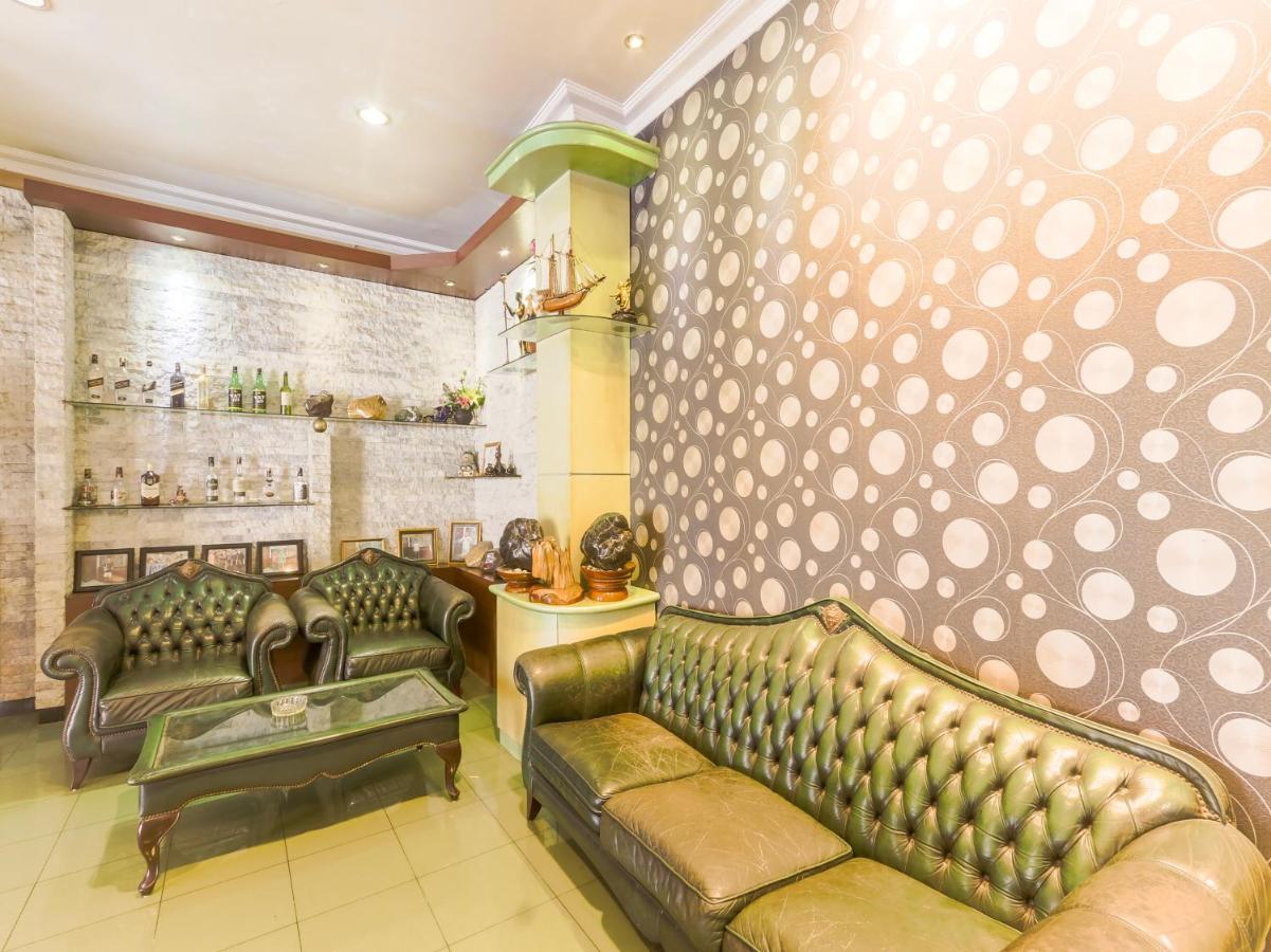 Oyo 90788 Nillo Hotel Kebumen Eksteriør billede