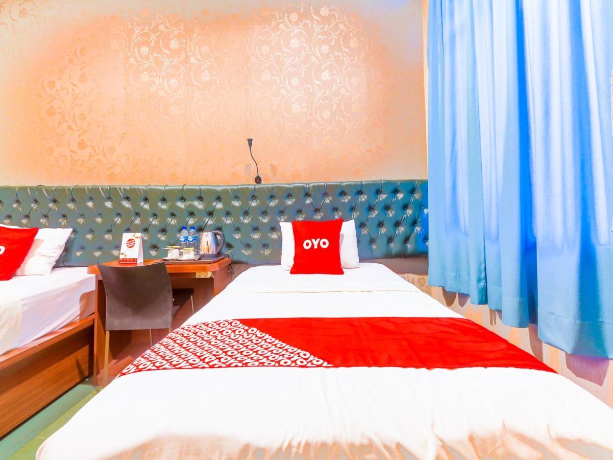 Oyo 90788 Nillo Hotel Kebumen Eksteriør billede
