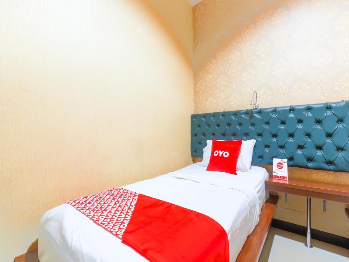 Oyo 90788 Nillo Hotel Kebumen Eksteriør billede